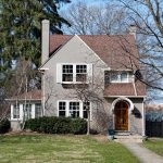 Add Period Appeal to Your Home by Using External Stucco Decorations